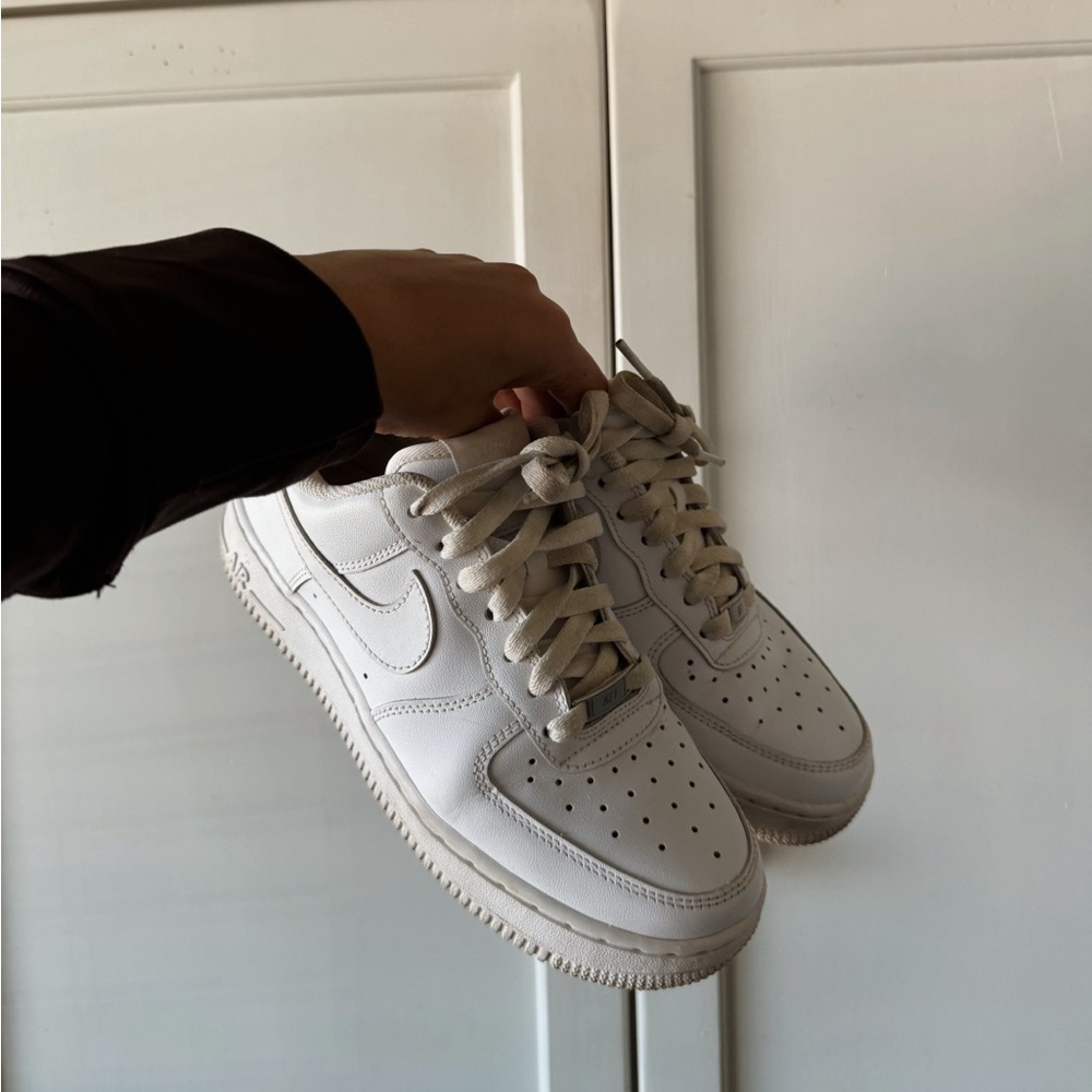 like new condition air force 1  shoes